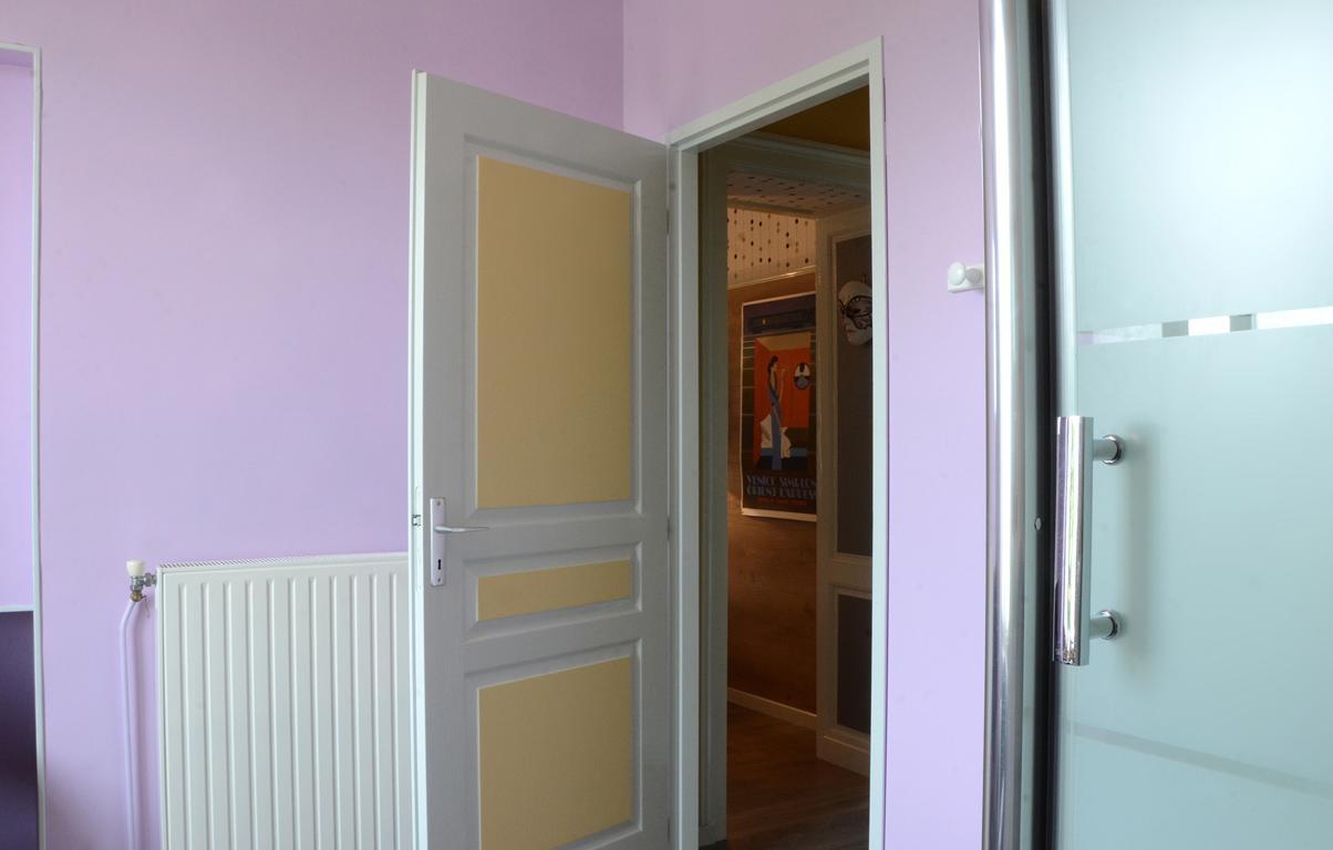 Avenue De La Gare Bed and Breakfast Riscle Buitenkant foto