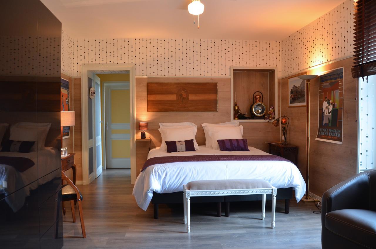 Avenue De La Gare Bed and Breakfast Riscle Buitenkant foto