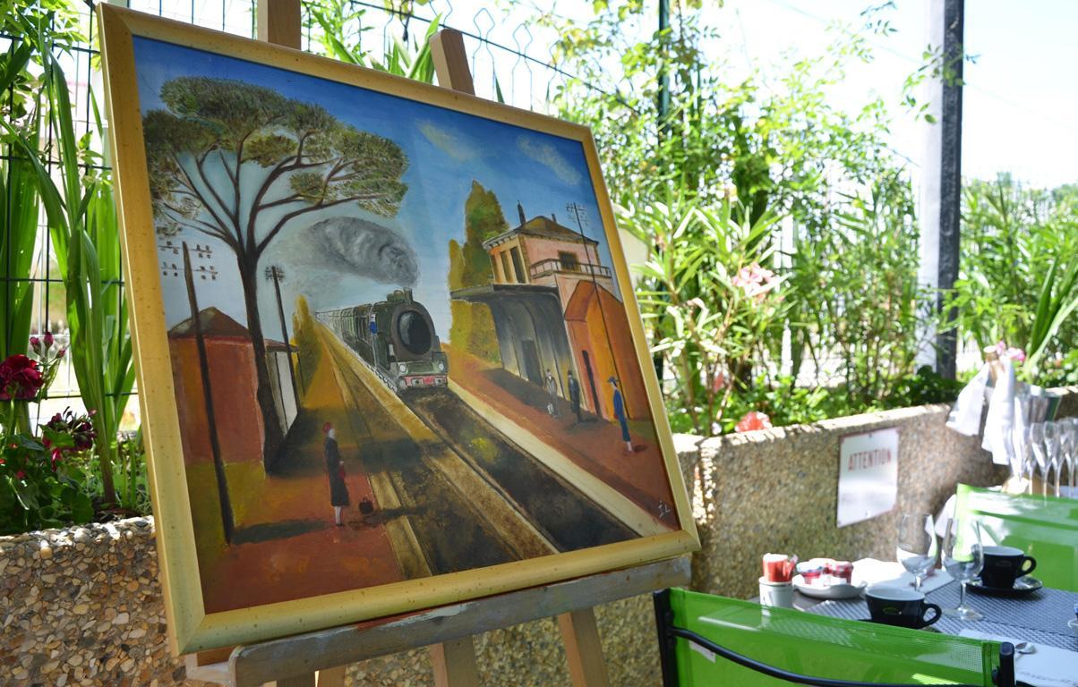 Avenue De La Gare Bed and Breakfast Riscle Buitenkant foto